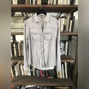 EUC Gentle Fawn Vintage Vibe Light Grey Collared Chambray Shirt S